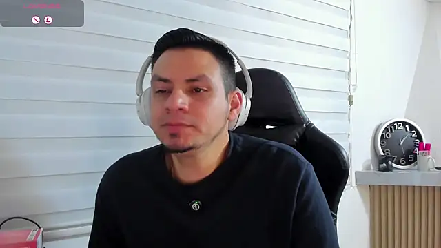 Chat XXX en directo de Rick_Adams