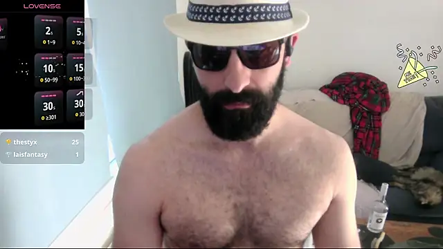 צ'אט XXX בשידור חי של onanisme86