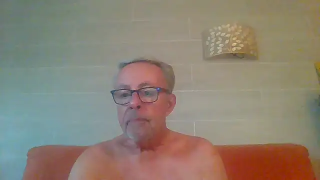 tuggy59n Live XXX chat