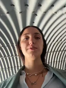 Chat XXX en directo de DollyTall