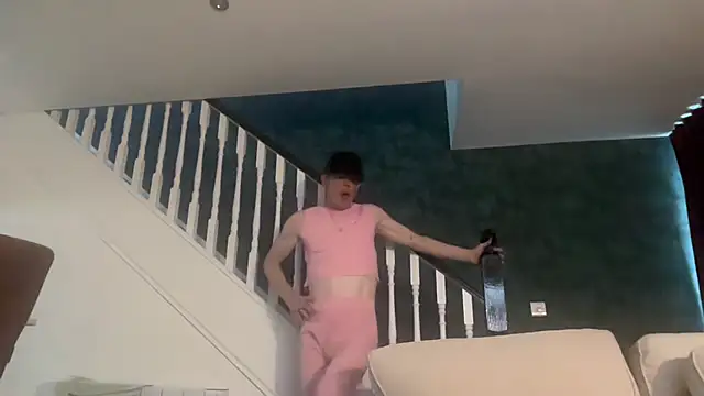 צ'אט XXX בשידור חי של LilithRiaghanSkye