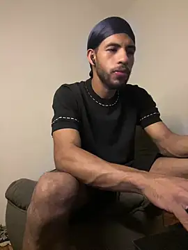 Criistian_prado Adlı Modelin Canlı XXX Sohbeti
