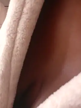 YummyBoobs_ XXX чат на живо