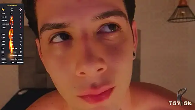 isaacblaze_ 라이브 XXX 채팅