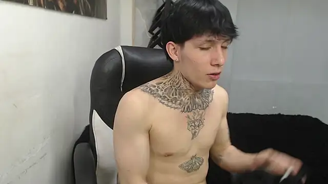 Chat XXX Live Cry_thereal