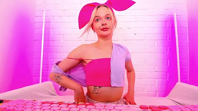 AlessaKissのライブXXXチャット