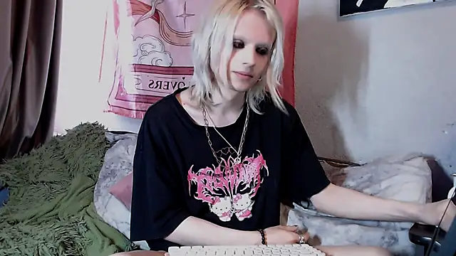 Alien_Bella Pertunjukan Webcam