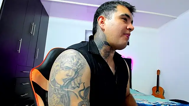 Онлайн чат XXX thiago__cp01