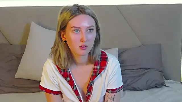 MarianeSun's Live XXX Chat