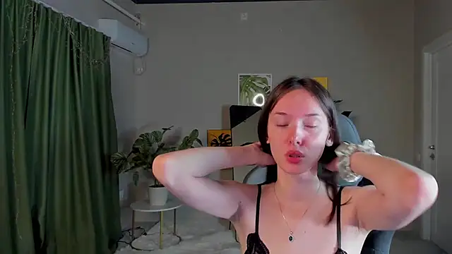 Eva_LeeeeのライブXXXチャット