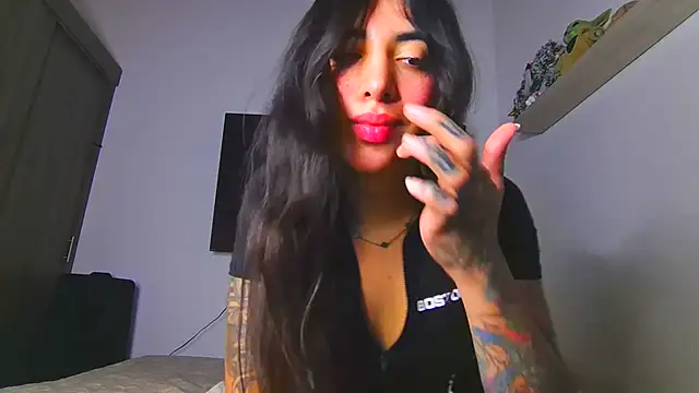 valeriahornier Chat XXX live