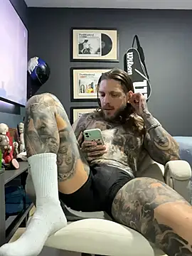 Chat XXX ao vivo de ThomasHells