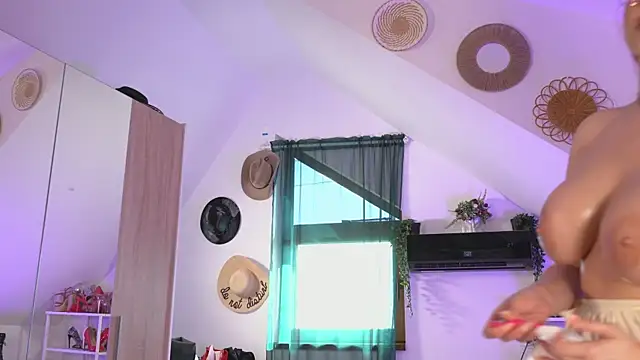 Amaliamour 라이브 XXX 채팅
