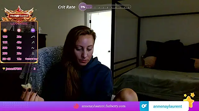AnnenayLaurent Chat XXX in diretta