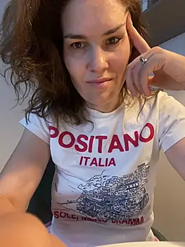 Ms-Lust1- – Live XXX-chat