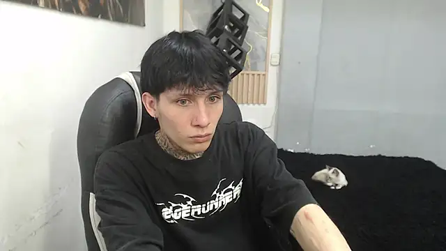 Chat XXX en directo de Cry_thereal