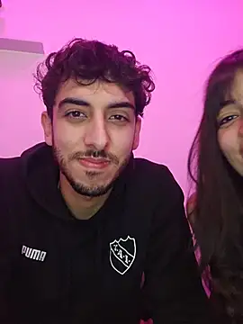 Chat +18 de LeoyNicky98 ao vivo