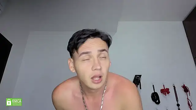 แชท XXX สดของ BDSMRoom_Latins
