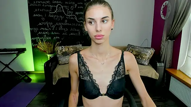 Chat +18 de GracefulDoll ao vivo