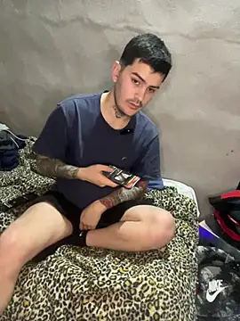 Valleco Adlı Modelin Canlı XXX Sohbeti