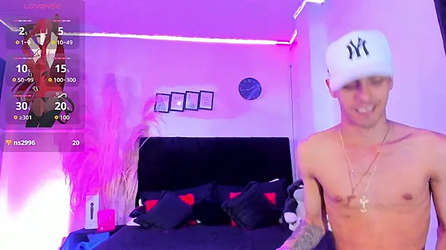IzzyHiltton_ Live XXX-Chat