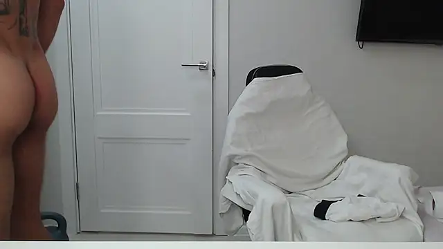 Chat XXX ao vivo de maxi_foxxx