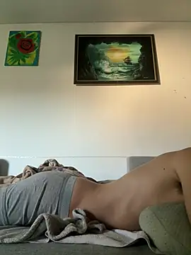 Czat XXX na żywo – Toyjungee