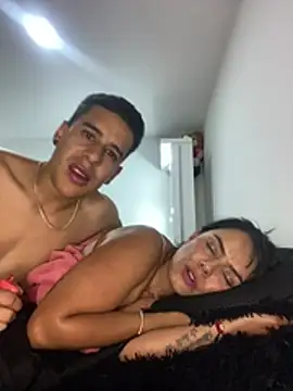 XXX chat uživo modela jhuan99