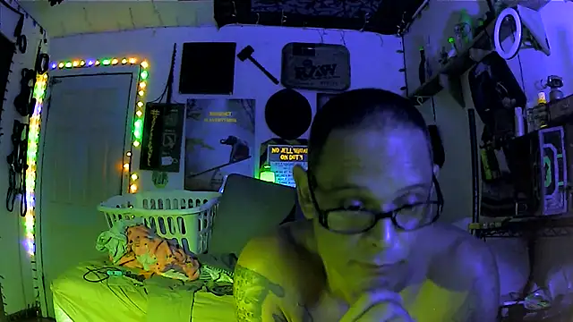 Chatroom XXX en direct de Buffshagswell