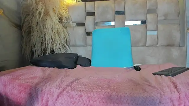 Danielaa_a Obrolan Langsung XXX