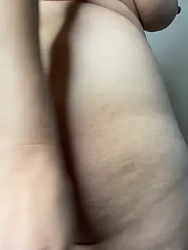 XXX chat uživo modela Adeline_1