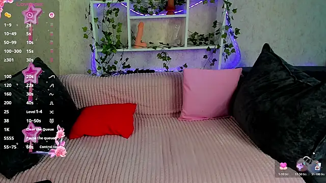 Milly_Mills' Live XXX Chat