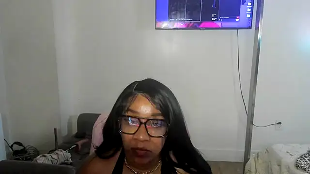 mzpretty444's Live XXX Chat