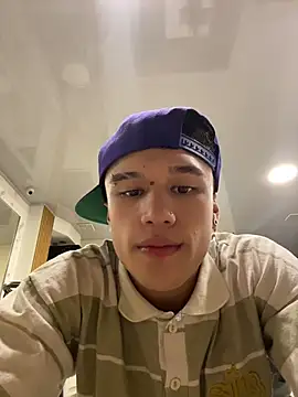 Chatroom XXX en direct de Dominik_Souza