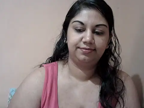 bellachow10's Live XXX Chat