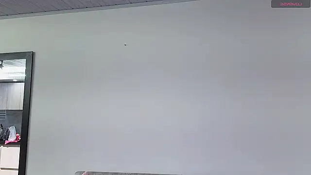 Elodie221 Live XXX Chat