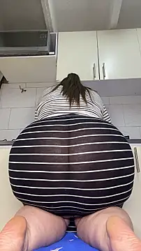 Chloee_Peach 即時 XXX 聊天
