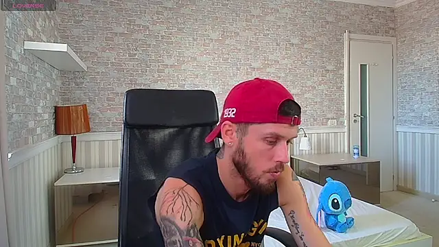 Chatroom XXX en direct de JonahShaw