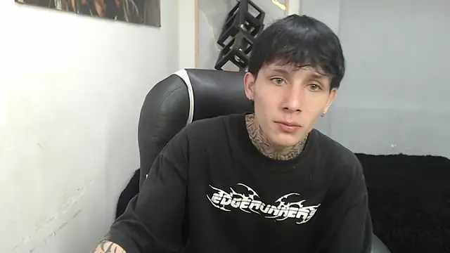 Chat XXX ao vivo de Cry_thereal