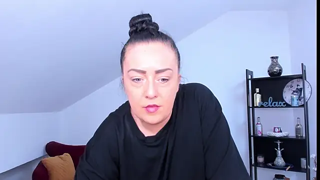 BrendaSkye Adlı Modelin Canlı XXX Sohbeti