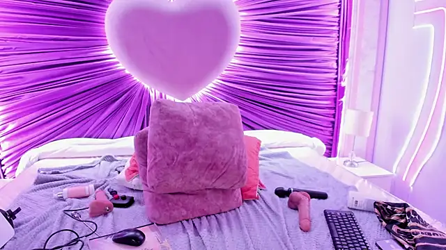 Chat +18 de Lushi_Love ao vivo