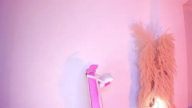 CristineRainn_のライブXXXチャット