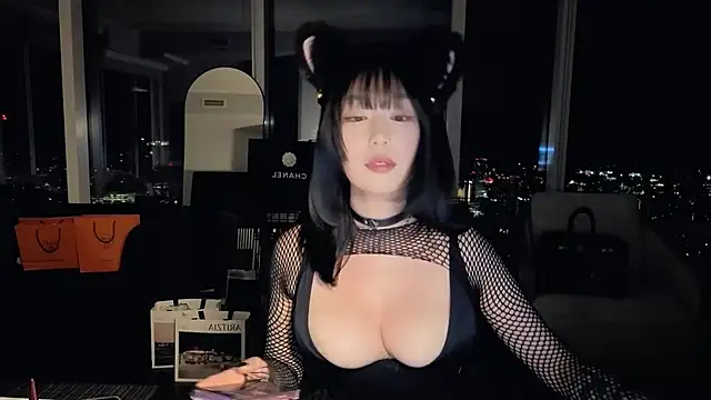 worshipcarrie's Live XXX Chat
