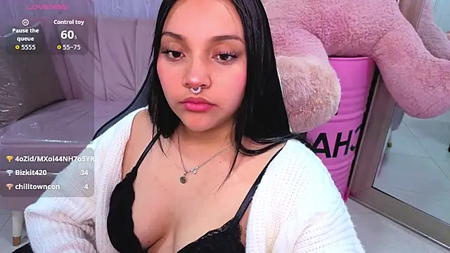 lia_harper_t Chat XXX live