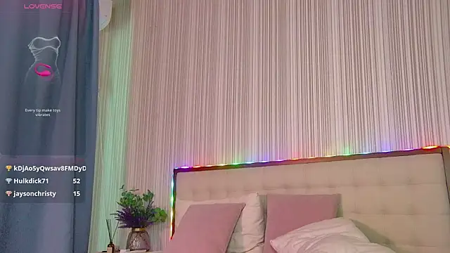 RubyValen live XXX chat
