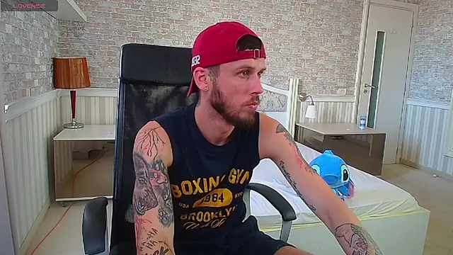 JonahShaw Chat XXX live