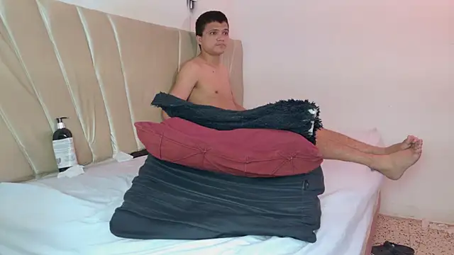 aly_n_sebas Live XXX-Chat