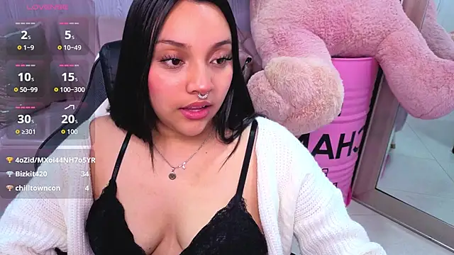 lia_harper_tのライブXXXチャット