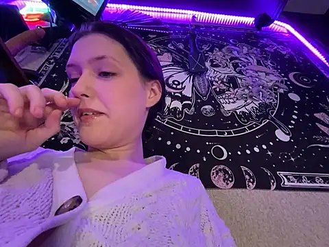 Czat XXX na żywo – Lilactease