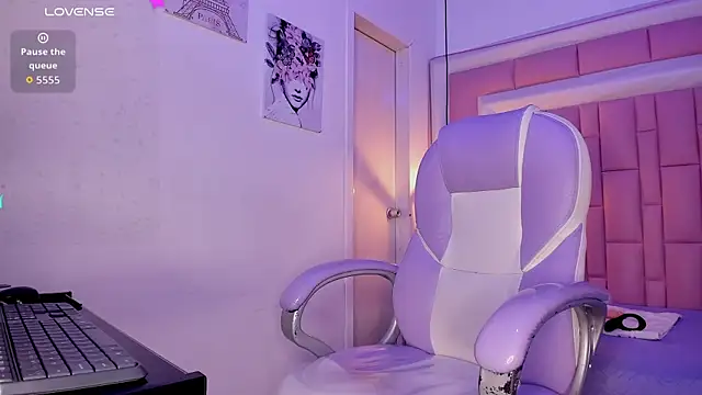 cherub_ Chat XXX in diretta
